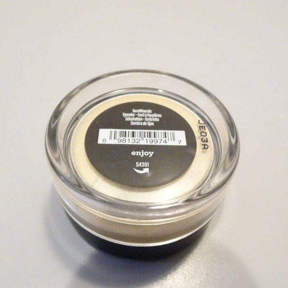 i.d. bareMinerals Eyecolor Loose Powder ENJOY .02 oz .57 g NEW Eyeshadow - Picture 4 of 5